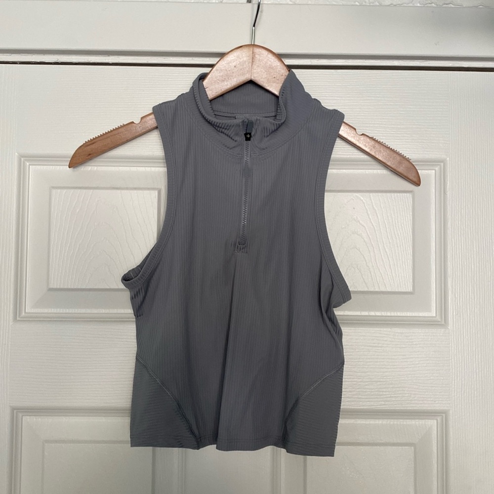 lululemon Cropped Luxtreme Workout Top